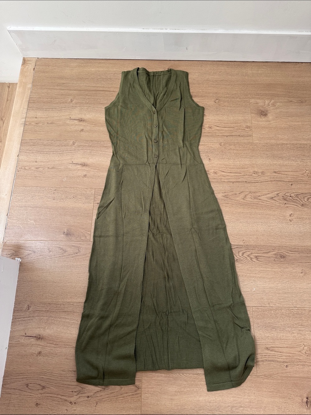 Olive Green Sleeveless Button-Front Maxi Cardigan
